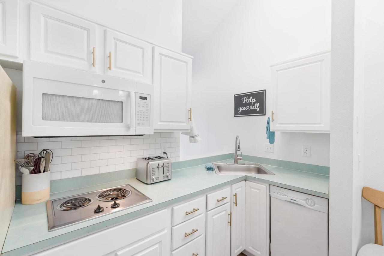 Cannon Beach Vibes, Steps To The Beach,Wifi,3 Full Bedroom En Suites With 3 Fireplaces,Near Downtown Luaran gambar